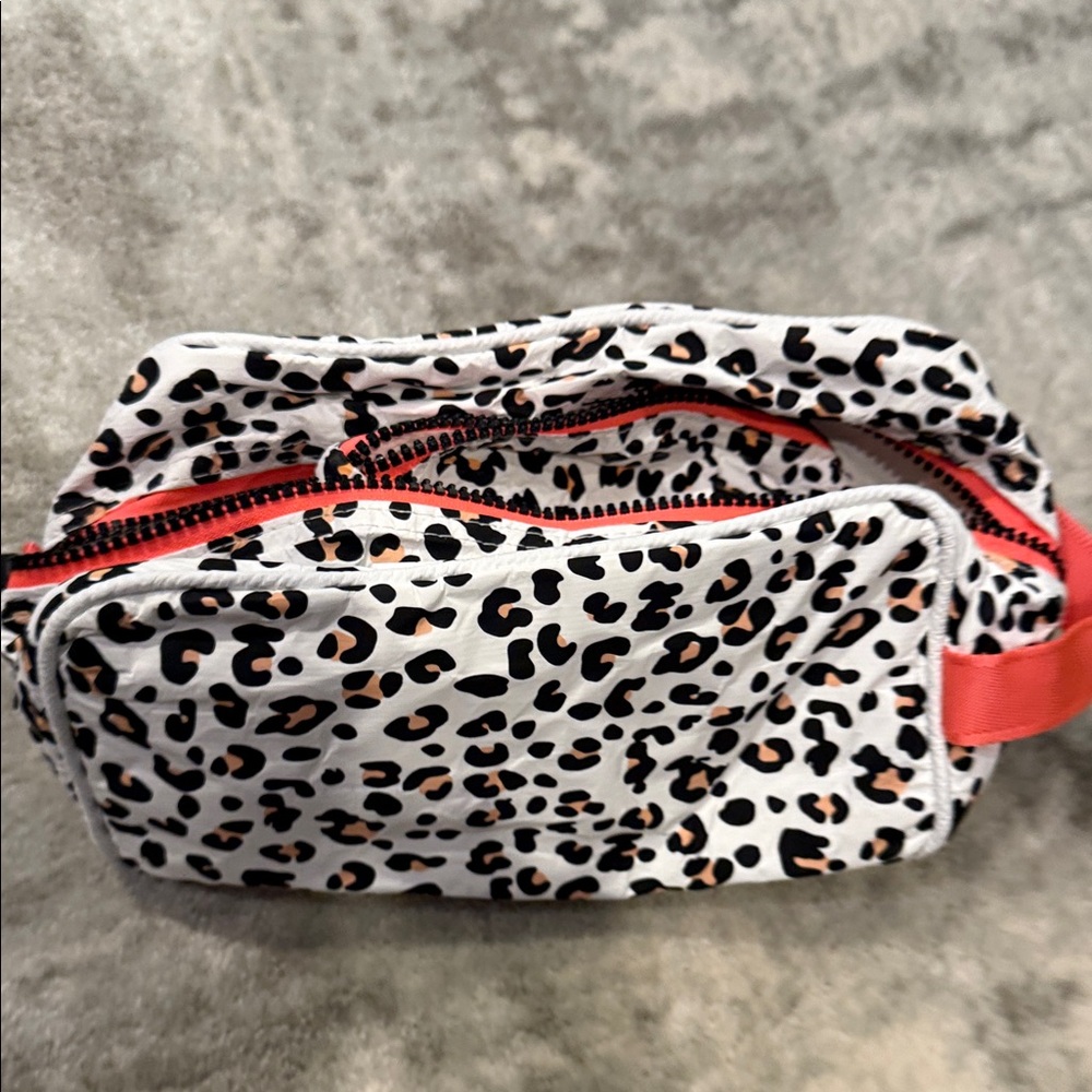 Aloha Collection doc kit and small bag, set of 2 - leopard - Picture 5 of 6
